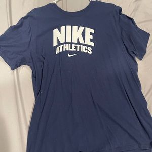 Nike T Shirt